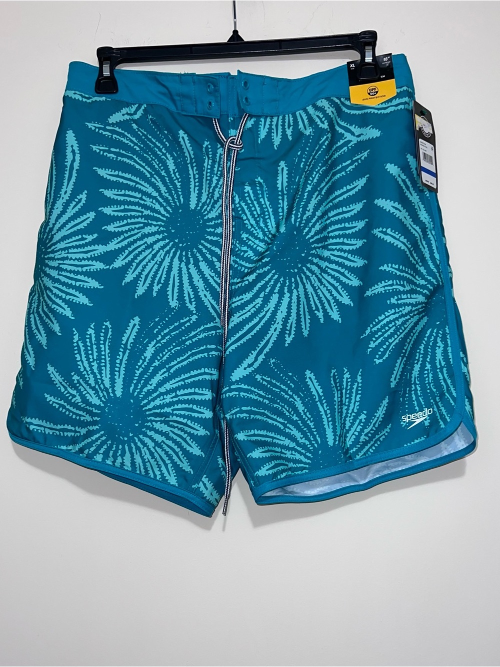 New Speedo Mens UPF 50 Swim Trunks Blue Green Tropical Print Size XL NWT